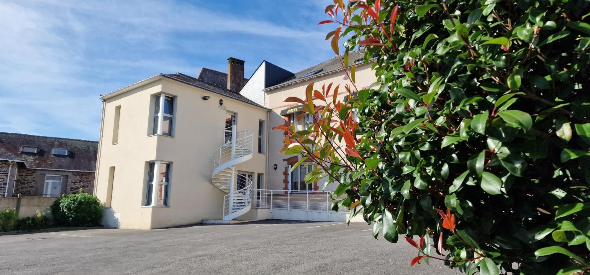 Hotel Le Bellevue Guer Eksteriør bilde